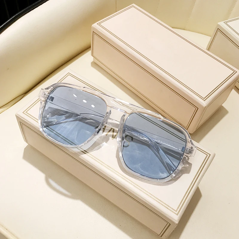 Fashion Oversized Yellow Square Sunglasses Women 2025 Design Rivets Decor Acrylic Rectangle Sun Glasses Shades Eyewear Wholesale 2