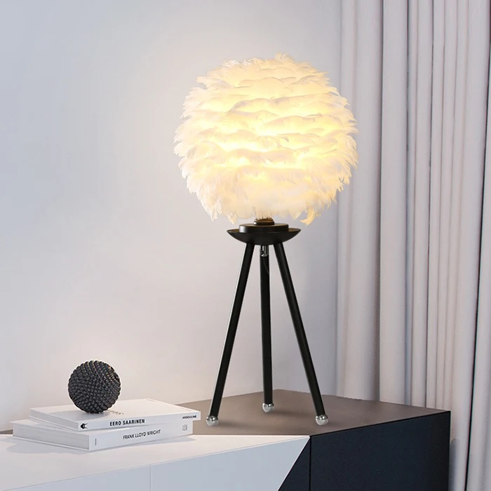 

Feather Table Lamp Vintage Elegant Bedside Desk Light Table LED Lamps Bulb White Fluffy For Indoor Table Cozy Home Decoration