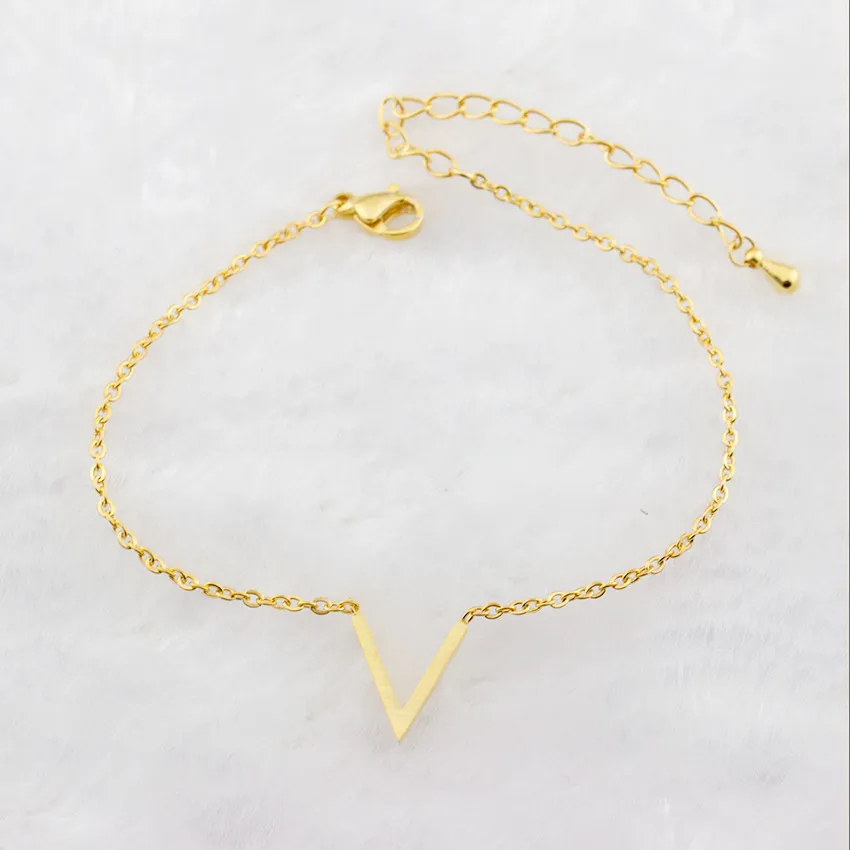 10 новых V браслет красивая женщина Буква V браслет из нержавеющей стали ювелирные изделия подарок на день рождения Bijoux femme