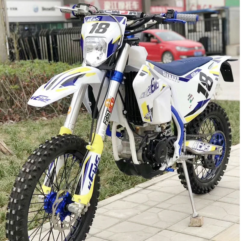 Sepeda Motor Tangki Akan Angin 