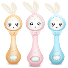 Hochet de dentition musical pour bébé de 0 à 12 mois, jouet sucette mobile à placer dans le lit bébé ou la poussette. Favorise l'éveil du nouveau né, calme les pleurs