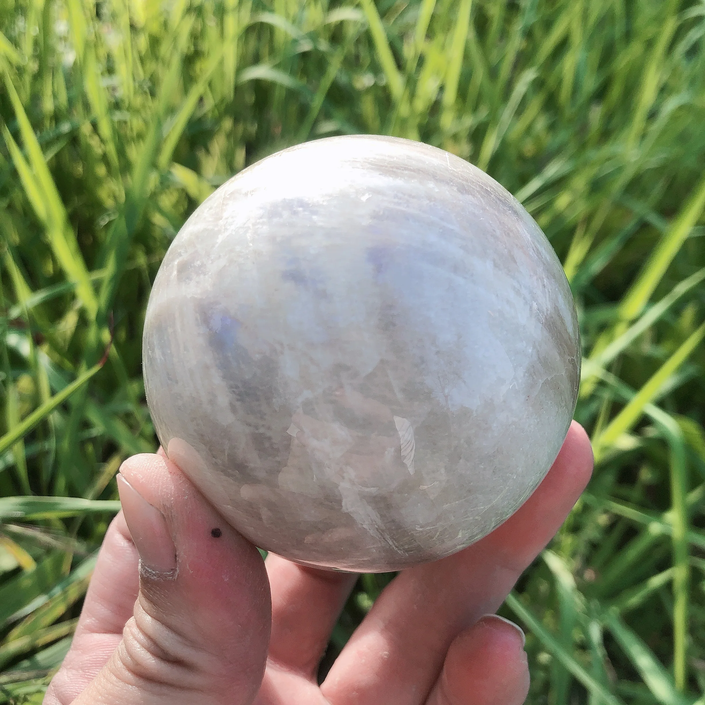 Natural Crystal Quartz Moonstone Sphere Energy Ball Reiki Stones Room Home Office Aquarium Decoration Accessories Gemstone Natural Crystal Quartz Moonstone Sphere Energy Ball Reiki Stones Room Home Office Aquarium Decoration Accessories Gemstone