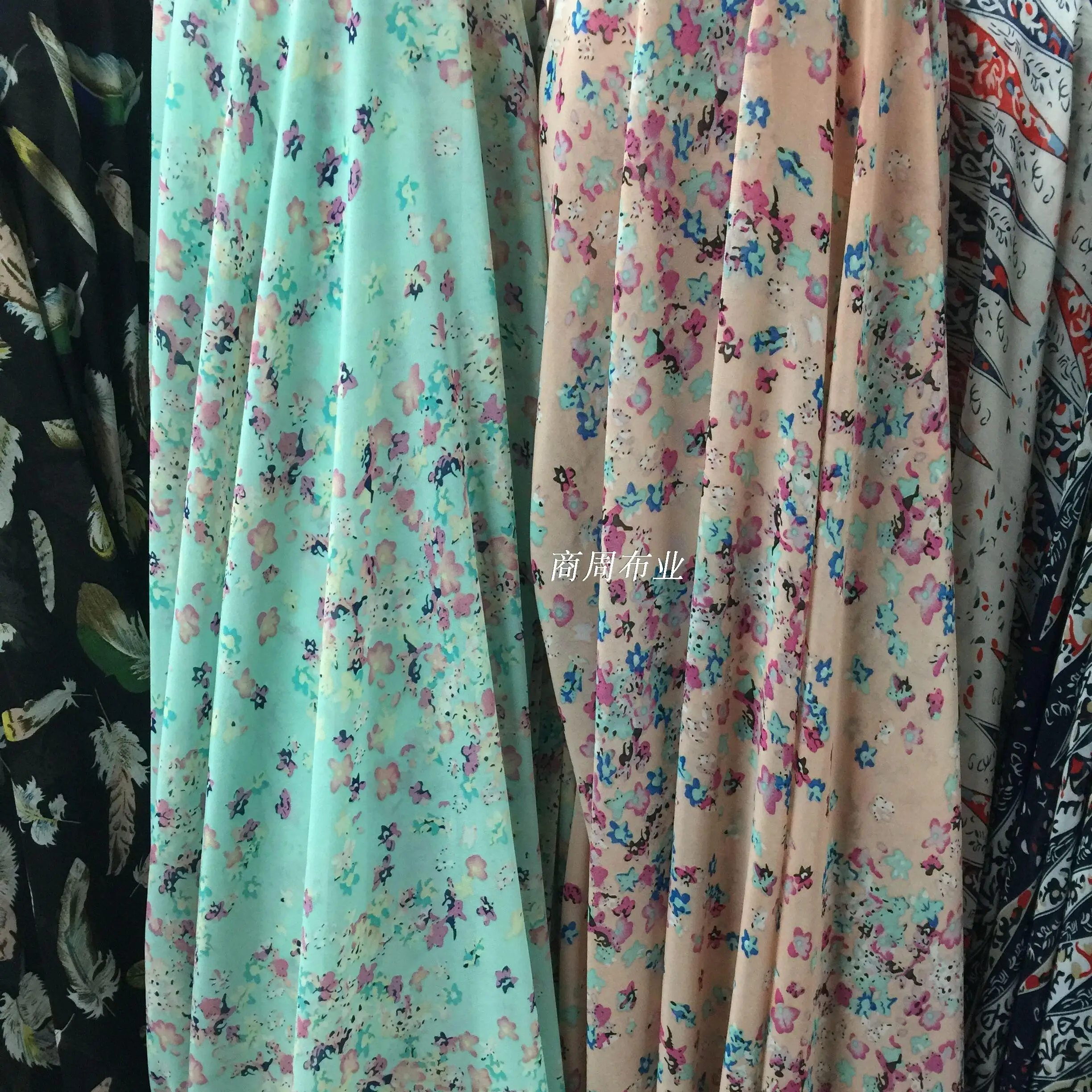 Лоскутное Tecidos плотный Печатный шифон с взрывными мелкими кусочками печатная ткань богемная юбка одежда аксессуары ткани