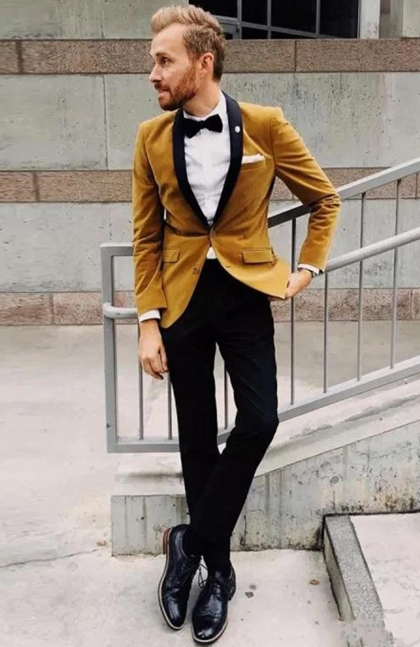 

Cheap And Fine Two Buttons Groomsmen Shawl Lapel Groom Tuxedos Men Suits Wedding/Prom/Dinner Best Man Blazer(Jacket+Pants+Tie)