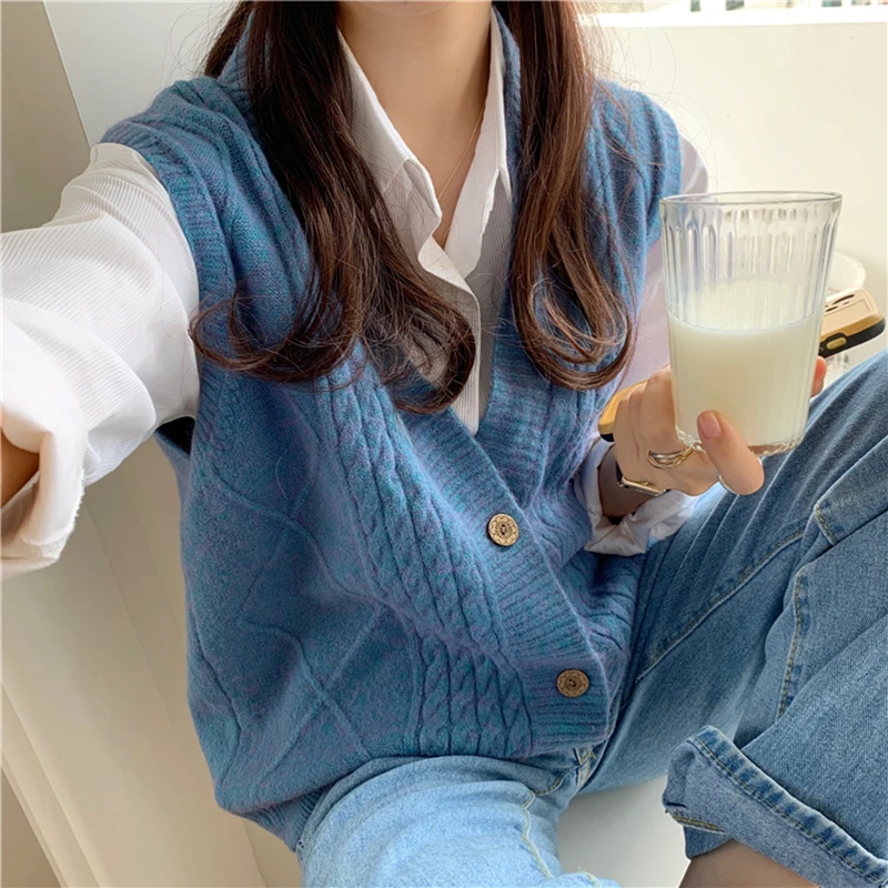 gkfnmt 2020 New Oversize V-Neck Single-breasted Camel Sweater Cardigan Women Autumn Loose Knitted Vest Female Outerwear |