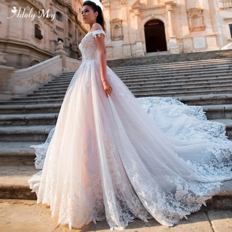 Adoly Mey Glamorous Applicaties Lace Hof Train A-lijn Trouwjurken 2020 Luxe Boothals Kralen Prinses Bruid Gown Plus Size Adoly Mey Glamorous Applicaties Lace Hof Train A-lijn Trouwjurken 2020 Luxe Boothals Kralen Prinses Bruid Gown Plus Size