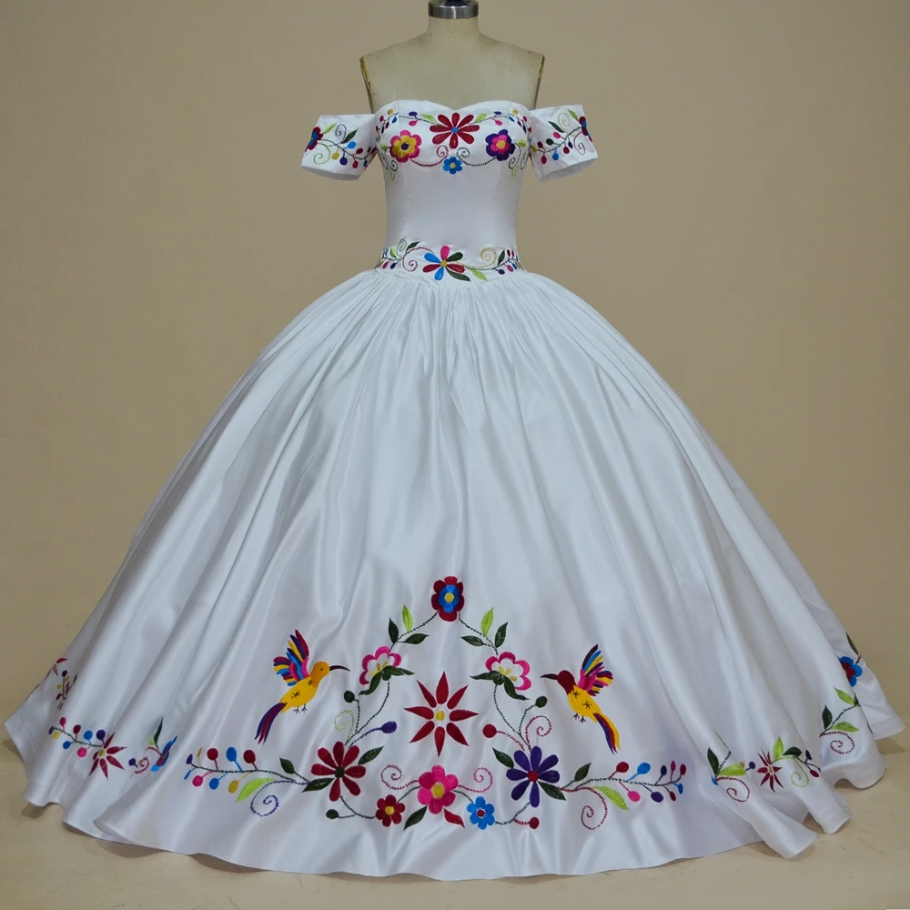 Vestidos de baile de quinceañera mexicana con flores en 3D, Vestidos de  baile de graduación con bordado de 16, Vestidos de 15 años - AliExpress