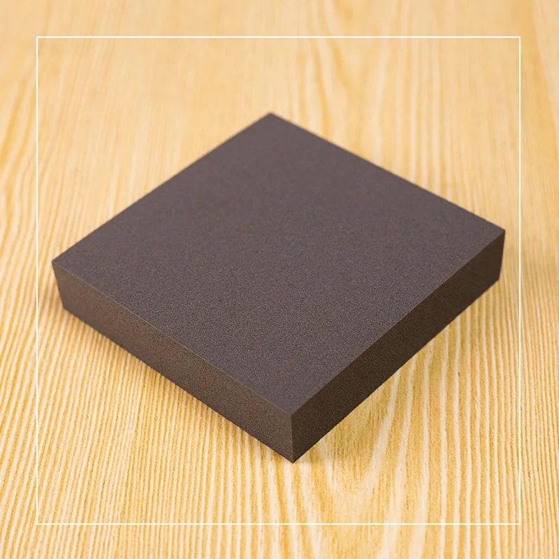 8957324516_1897535323