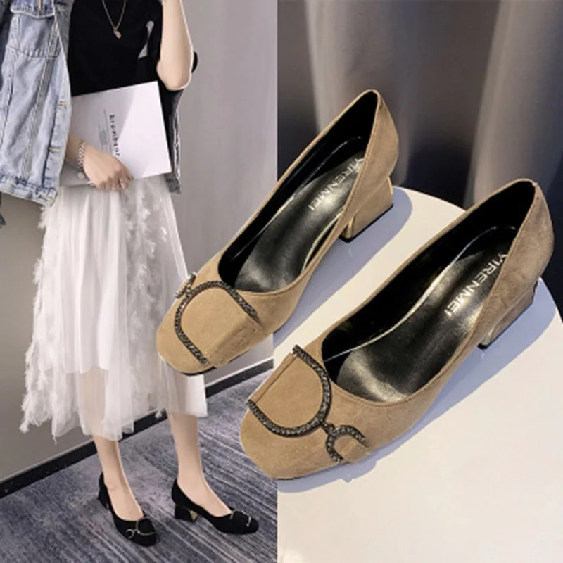 

2019 European and American new round head metal decorative women's single shoes high heel wear-resistant women's shoes