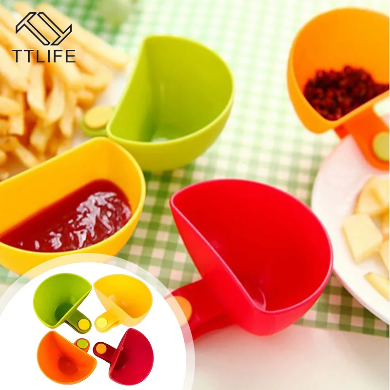 

1PC Storage Box Assorted Seasoning Sugar Salad Tomato Sauce Dishes Kitchen Clip Bowl Dip Containers for Spices Salt Shaker