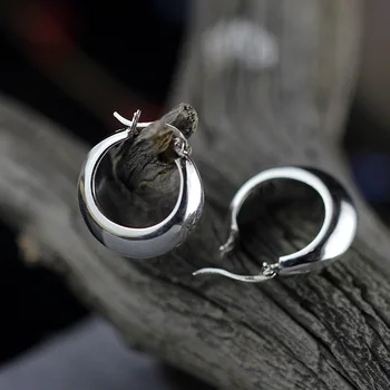 

Character silver product S925 pure silver Thailand pure manual craft ms national wind smooth ear clip