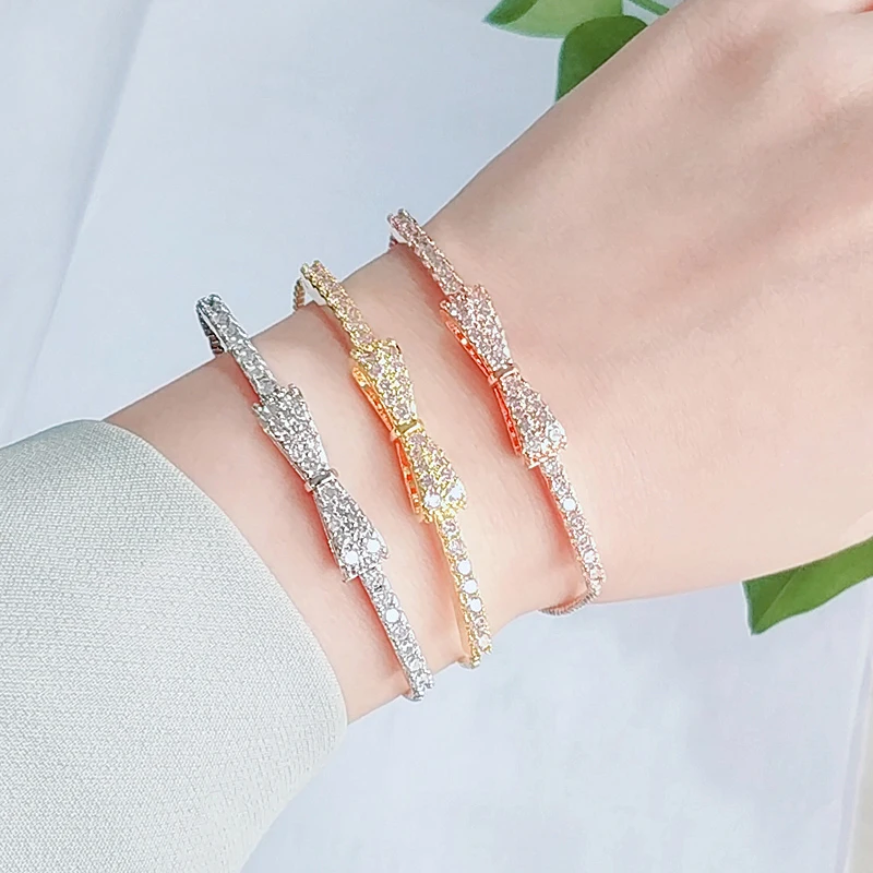 

UILZ Vintage Bow Design White Cubic Zirconia Plated Adjustable Bracelets for Women Wedding Engagement Hand Accessories UBP2028