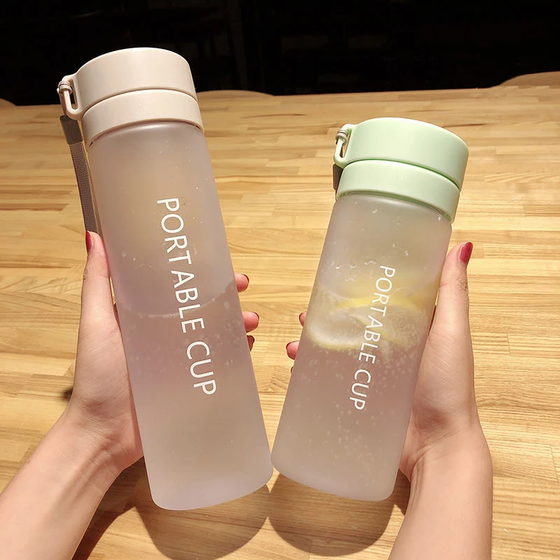 600/800ML Fashion Round Frosted Plastic Water Bottle BPA Free Portable Tea Strainer Large Capacity Sport Transparent Water Cups