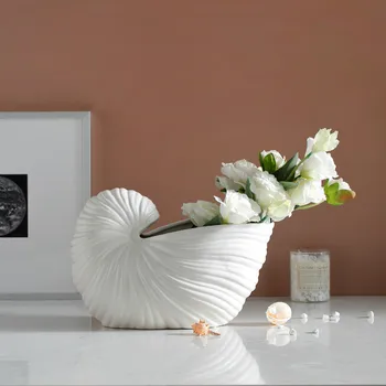 

Creative White Conch Vase B&B Hotel Soft Decorations Ceramic Handicraft Ornaments Home Decor Trends