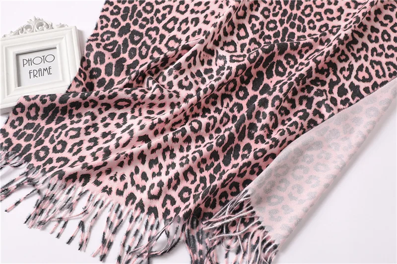 Fashion Cashmere Leopard Scarf For Women Tassel Shawl Double Faced Soft Pashmina Hijab Winter Warm Scarf Blanket Red Camel Green