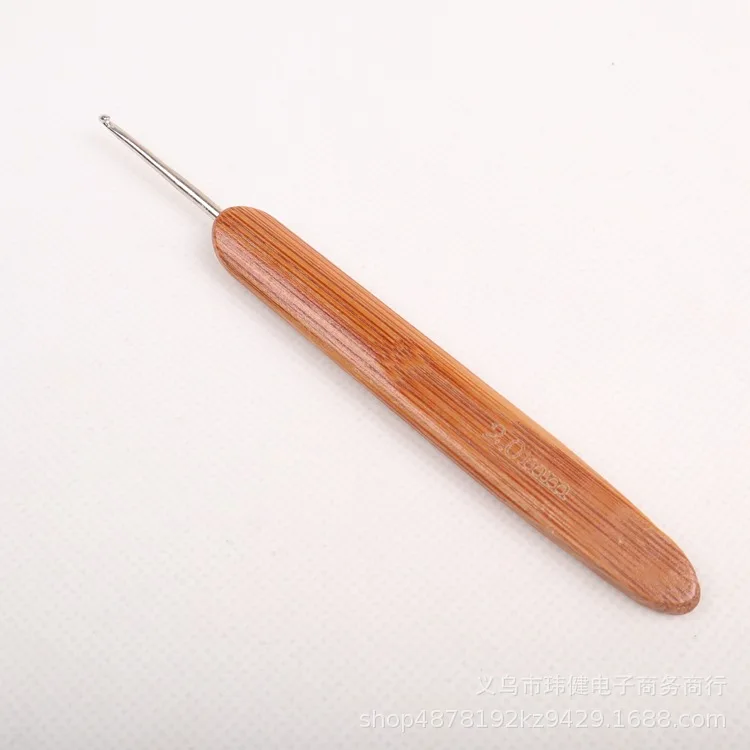Bamboo Handle Crochet Metal Head Crochet Bamboo Handle Aluminum Crochet Hook Sweater Needle Coke Crochet Carbonated Crochet Manu