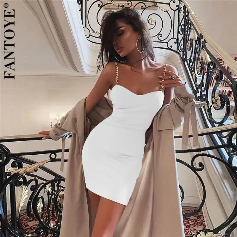 black backless bodycon dress