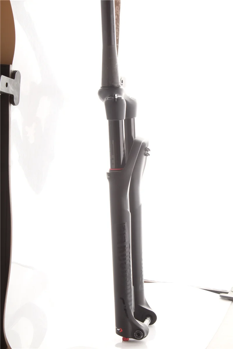 ROCKSHOX чемпионата мира по футболу 1,5 конические углерода шток 100 мм 15 мм Мост 29 дюймов SOLO AIR матовая черная вилка для горного велосипеда