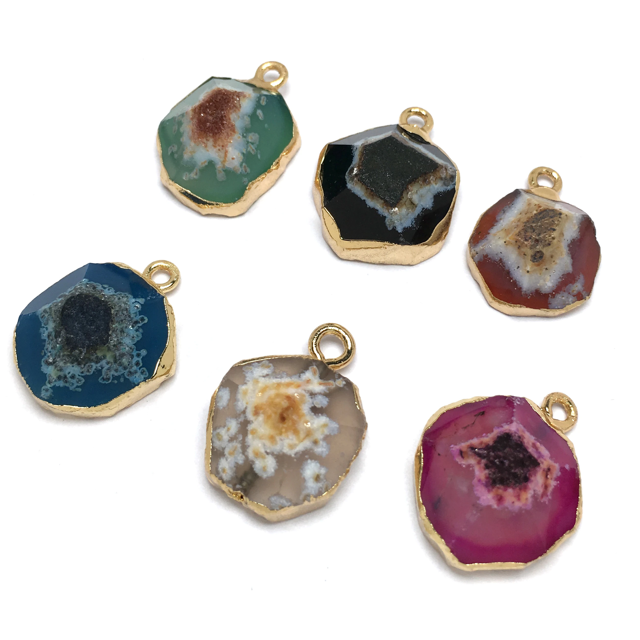 High Quality Quartz Natural Stone Round shape Pendant for Jewelry