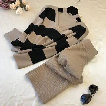 

Autumn and Winter Female Leave Two Knitted Tops + High Waist Wide-leg Pants Two-piece Suit