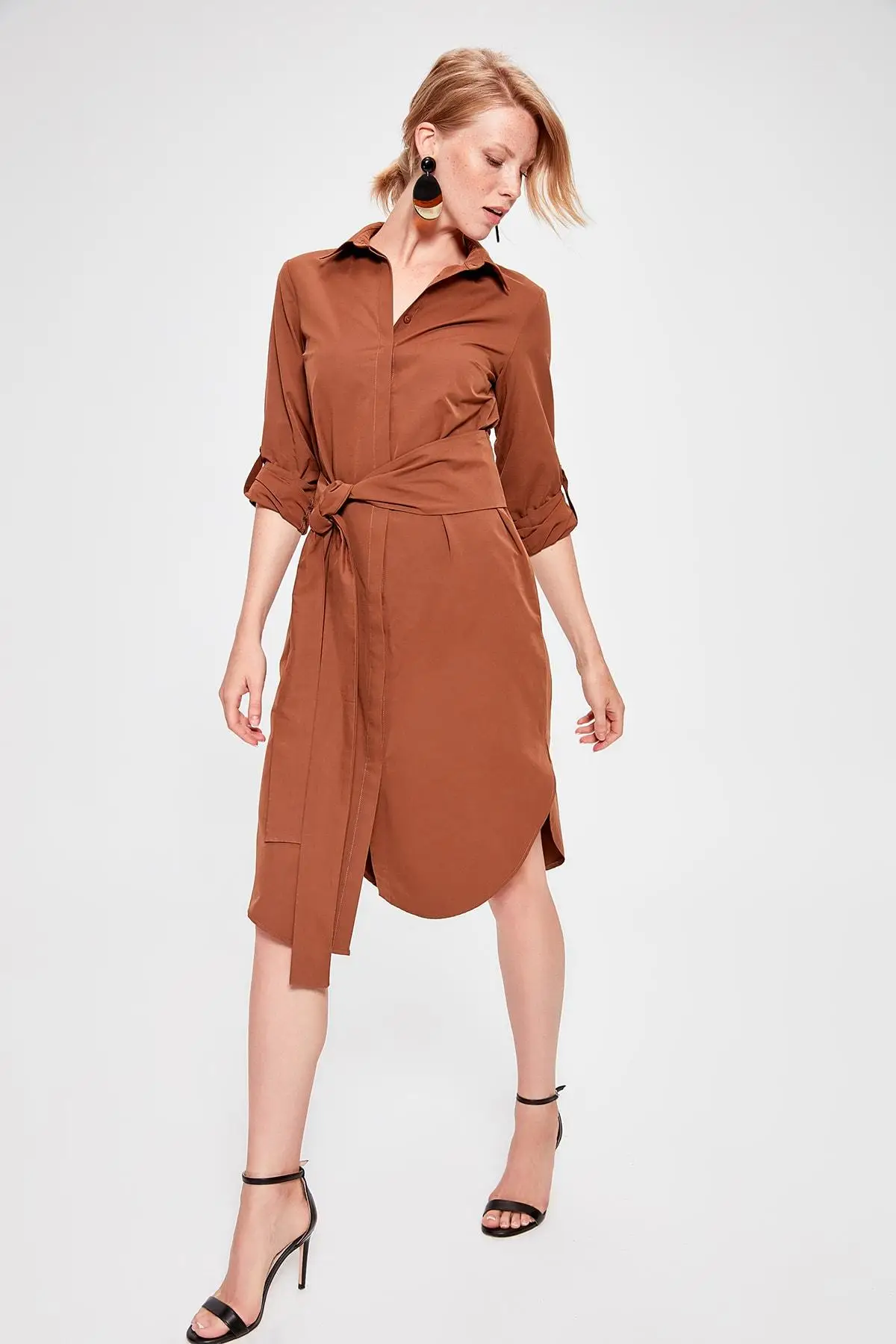 

Trendyol Cinnamon Belted Dress TWOAW20EL0696