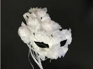 Crescent face flower Хэллоуин маска для Венецианского маскарада принцесса мужчин и женщин перо кружева полный лицо белая забавная маска - Цвет: Crescent face flower