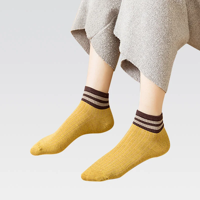 Fashion Socks Woman 2020 New Spring 4 Pairs Ankle Girls Cotton Color Novelty Women Fashion Cute Heart Casual Funny Sock Autumn