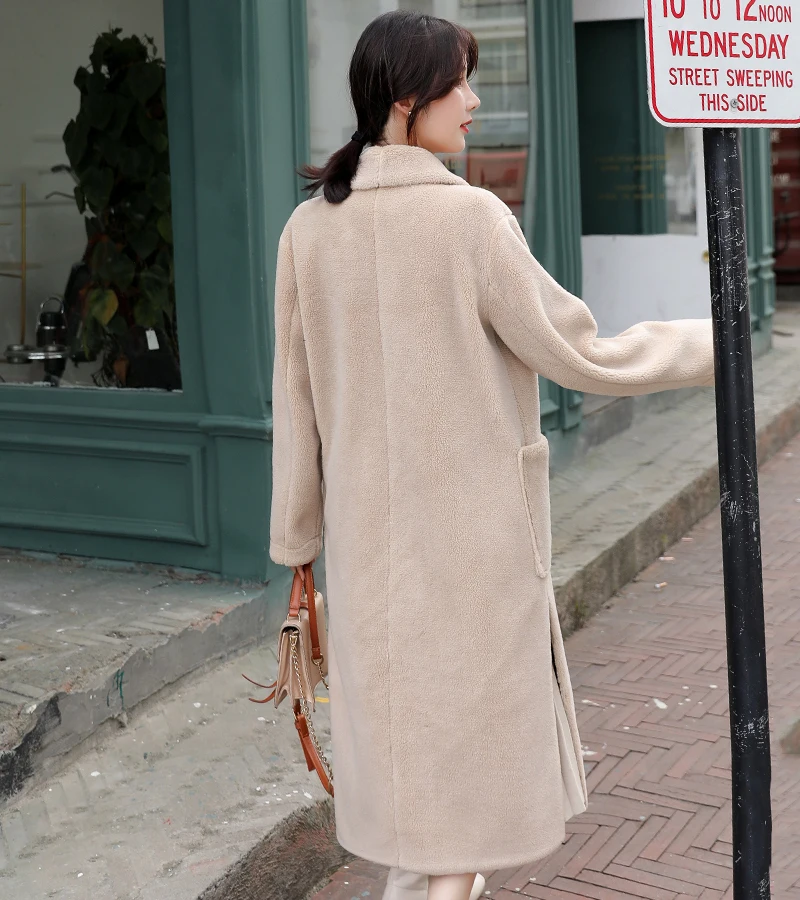 Новое поступление, женская зимняя куртка из овечьей шерсти, Женское пальто с отложным воротником, длинная двубортная Дамская парка с пуговицами