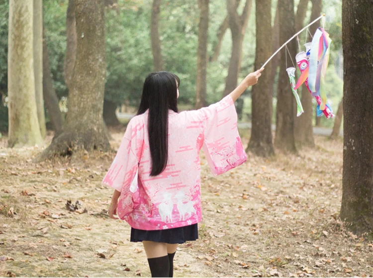 Японское кимоно Банный халат Сакура олень цветок розовый цвет Haori Harajuku летнее солнцезащитное кимоно Аниме для маскарада шифон аниме