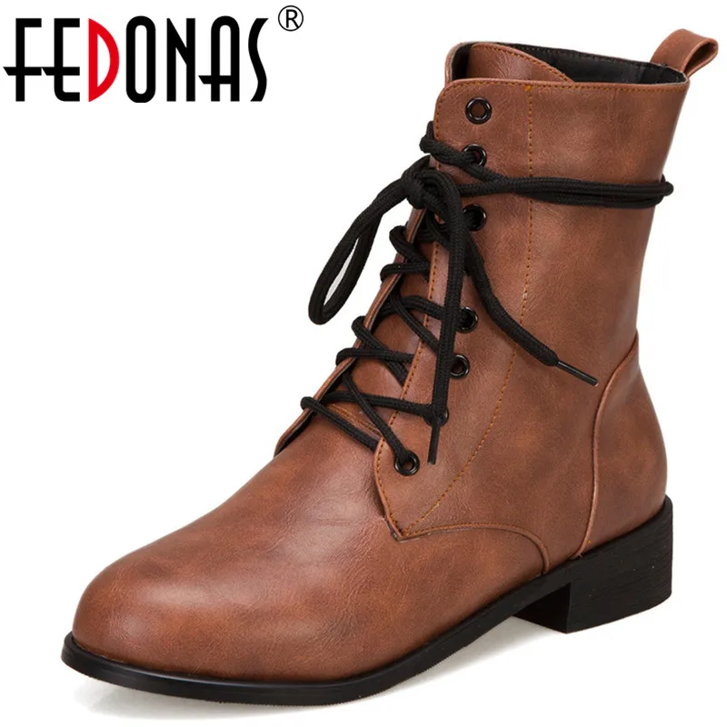 

FEDONAS Winter Plus Size Female Synthetic Leather Short Chelsea Boots Warm Women Cross Tied Ankle Boots Party Office Shoes Woman