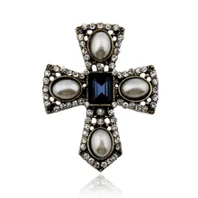 

Fashion Mini Exquisite Cameo Simulated Pearl Brooches For Women Vintage Crystal Rhinestone Cross Brooch Pins Best Gift