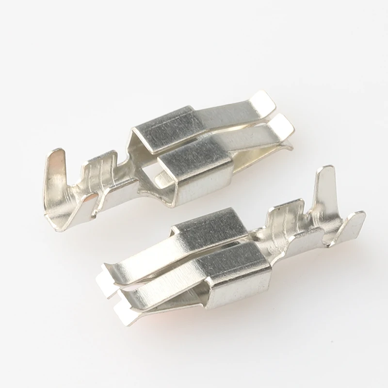 10 шт. 6,3 последовательный разъем terminal DJ 6212-E6 образования легкой пены. 3 Ba3
