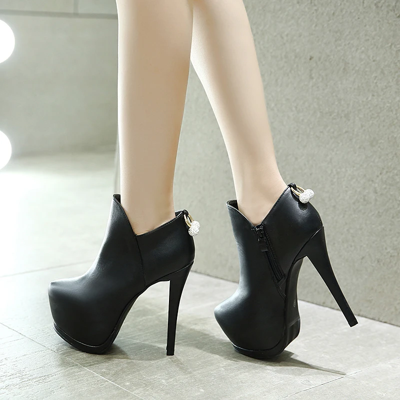 

Winter Fashion Womens Boots Sexy Waterproof Platform Short Boots Thin Heels Martin Boots Ankle Boots Models Catwalk High Heels