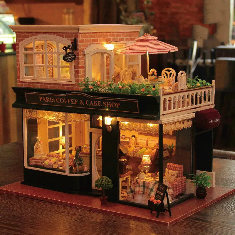 pari doll house
