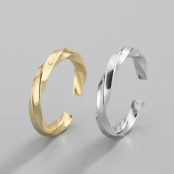 

S925 Sterling Silver Mobius Twisted Ring Index Finger Thumb Ring Simple Personality Smooth Intertwined Ring