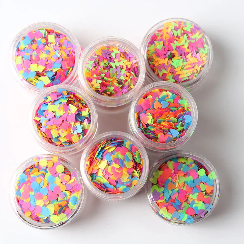 

1 Jar of Colorful Nail Polish Glitter Paillettes Butterfly Hexagonal Rectangle Heart Pattern Sequined Manicure Glow Sheet 10Ml