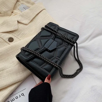 

Vintage Small Rivet Flap Chain Shoulder Messenger Crossbody Bags Women Handbags Fashion Ladies Clutch Casual Totes Female Purse
