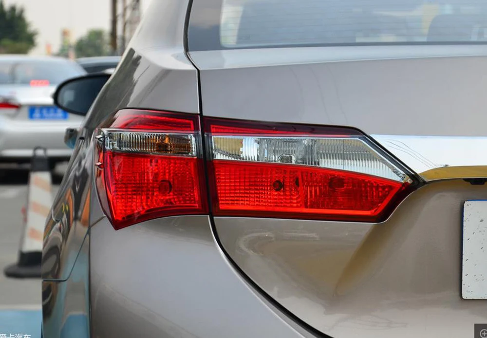 Для Toyota Corolla комплект для освещения автомобиля Авто задний фонарь Поворотная сигнальная Тормозная лампа Предупреждение ющий бампер свет