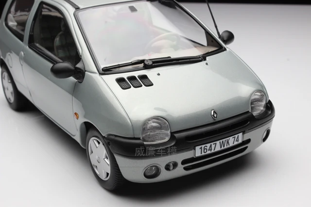 1:18 Diecast Model for Twingo 1998 Silver Alloy Toy Car Miniature