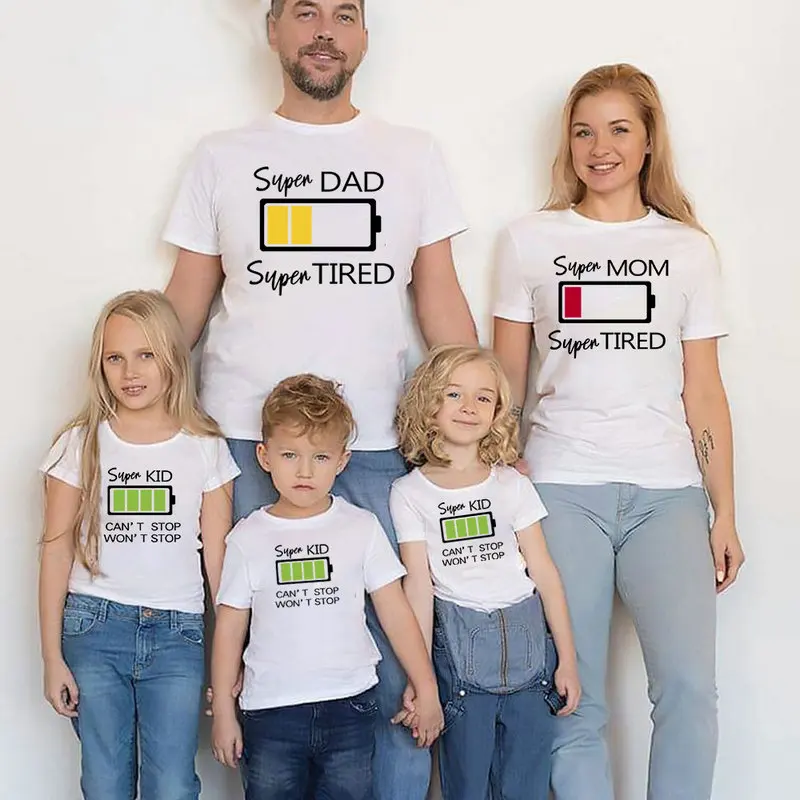

Family Look Shirt Mommy and Me Clothes Super Dad Mom Kids Battery Family Matching T Shirt Family Outfit Short Sleeve Tees Tops