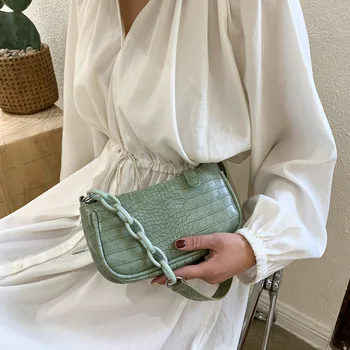 

2020 new summer niche bag female senior sense single shoulder baguette retro armpit crossbody bag