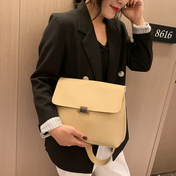 

Net red foreign air bag female 2020 new Korean version of the wild texture shoulder bag fashion armpit bag