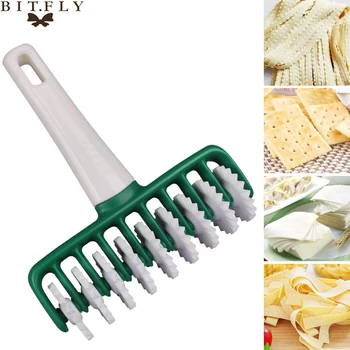 

New Plastic Ravioli Pasta Maker Kitchen Dough Noodle Pasta Cutter Knife Easy Italy Tortellini Ravioli Maker Home Kitchen Tools