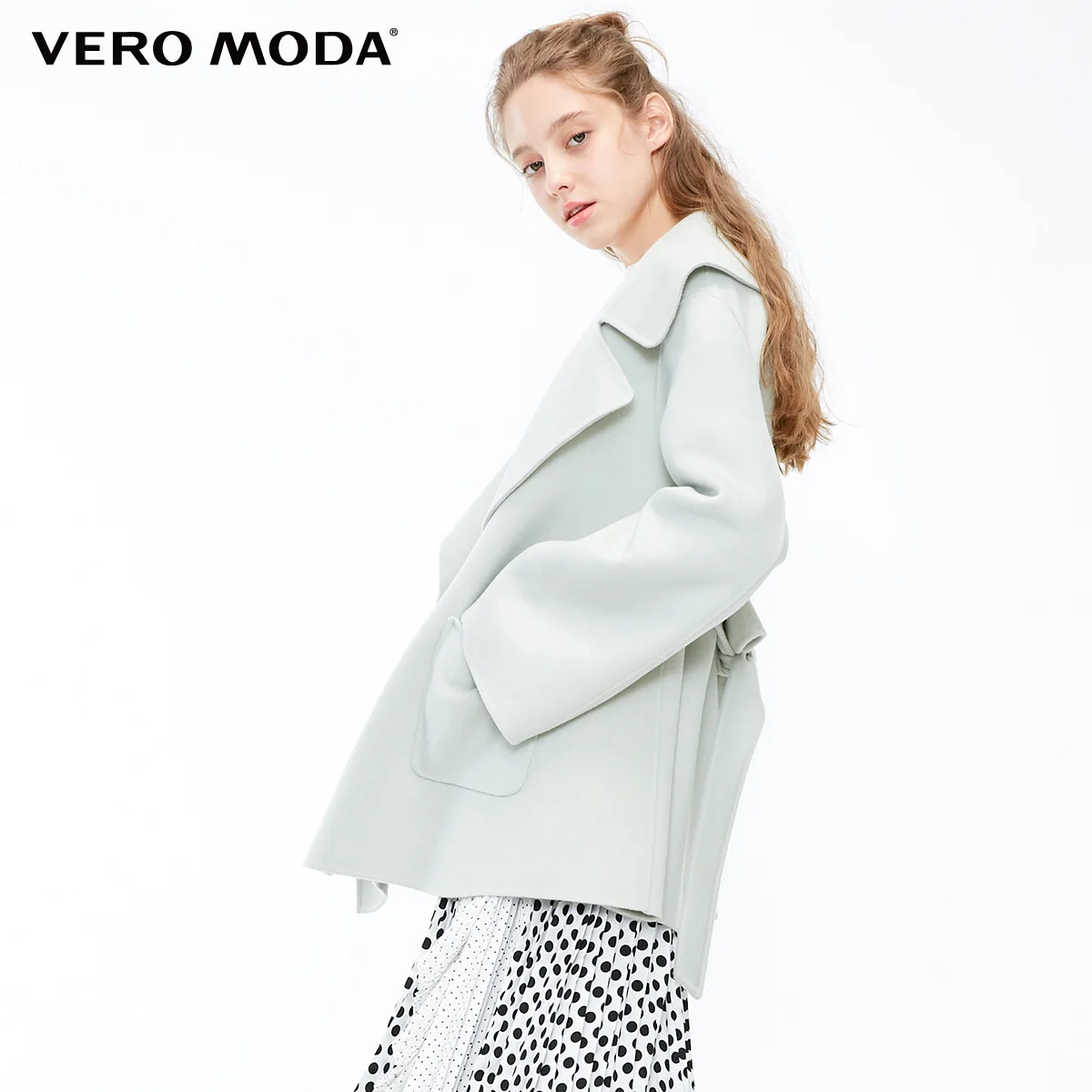 Женское Короткое шерстяное пальто Vero Moda свободное двухстороннее из 100% шерсти |