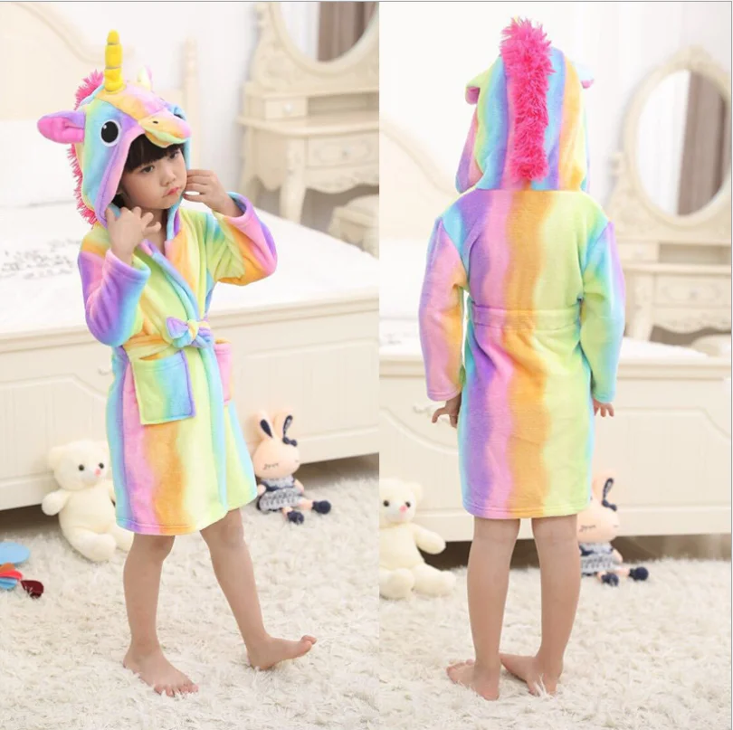 

Autumn Winter 2Pcs Kids Baby Flannel Hooded Bath Robe Cartoon Bathing Towel Sleepwear Pajamas Outfits