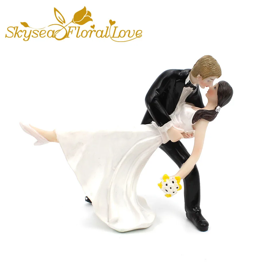 Свадебный торт Топпер Жених и невеста целование гитара футбол смоляная Фигурка Торт украшения свадебные принадлежности