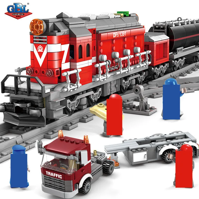 

1080Pcs Technic Battery Operated DF5 Railway Train Brinquedos Building Blocks Conductor Driver Figures Flat Trailer Bricks Toys