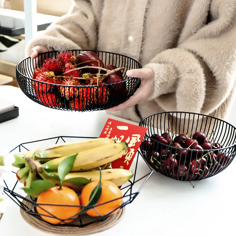 

European Iron Fruit Storage Basket Tray Vegetable Round Plate Snack Candy Hollow Storage Container Basket Desktop Art Decoration