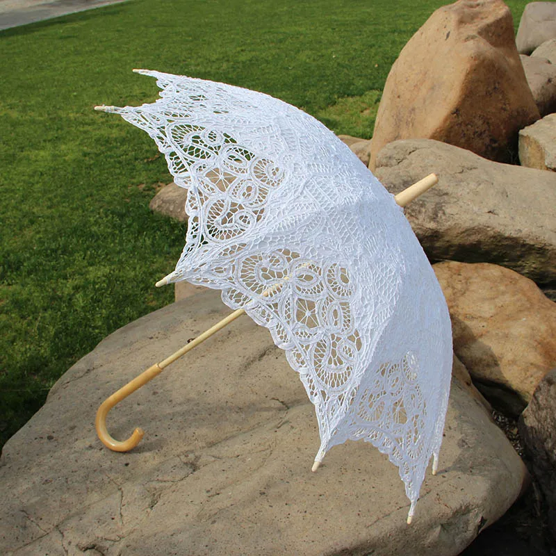 Cadeau de mariage Blanc Beige Mariages Accessoires Parapluies Fait à la main en coton détaillé en dentelle victorienne Parapluie Parasol Cadeau ou Décoration Noir Différentes tailles et couleurs 