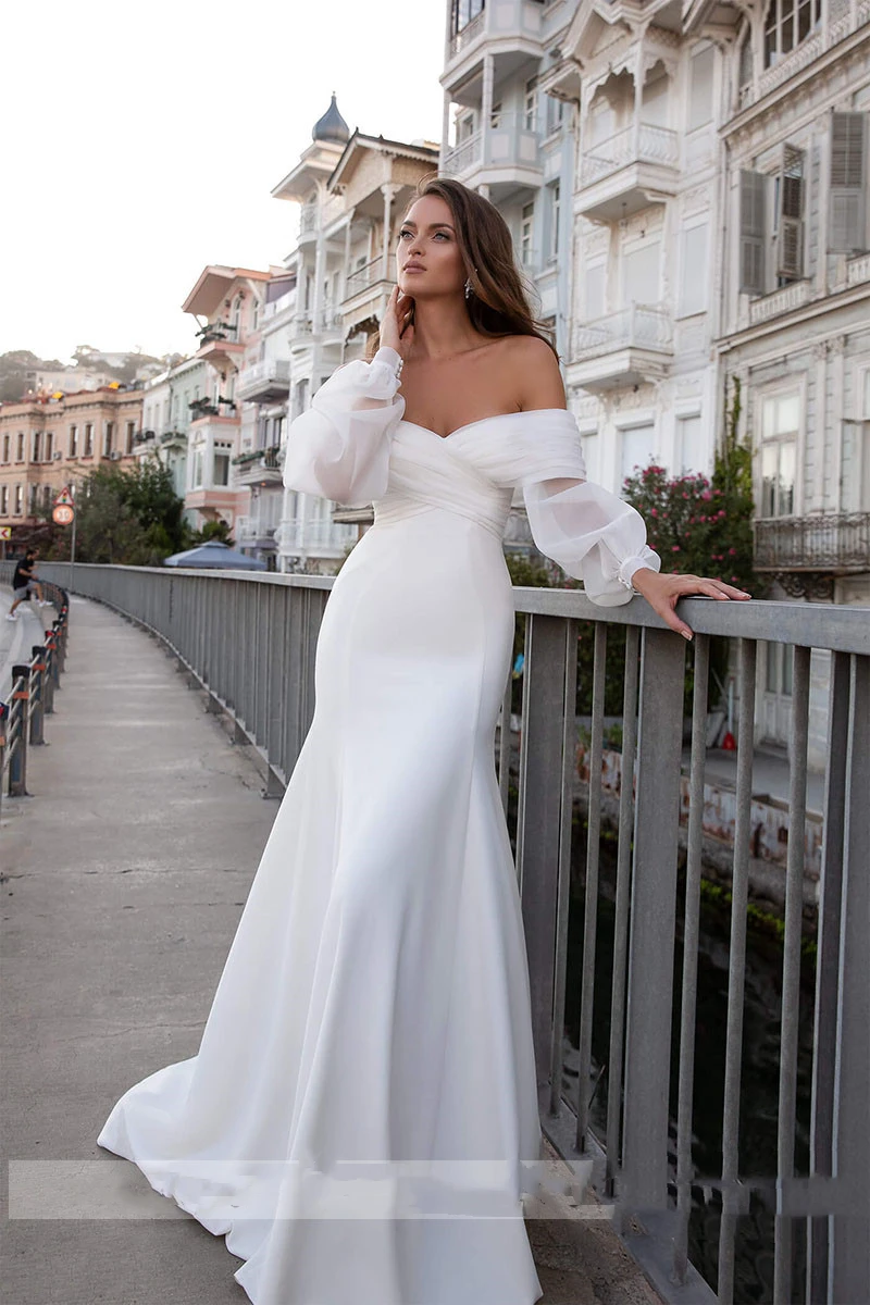 Elegant Ladies Satin Mermaid Wedding Dress With Long Puff Sleeves Sexy Lace Beach Bridal Dress Srapless Bridal Dress vestidos